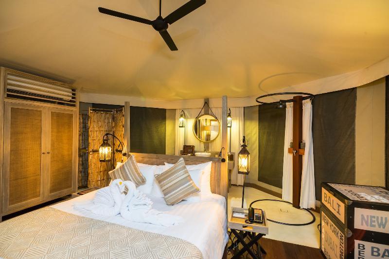 เมนจางัน ไดนาสตี้ รีสอร์ต Hotel เปมูเตรัน ภายนอก รูปภาพ